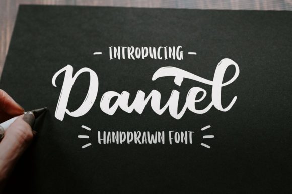 Daniel: A Handwritten Font for Web Design